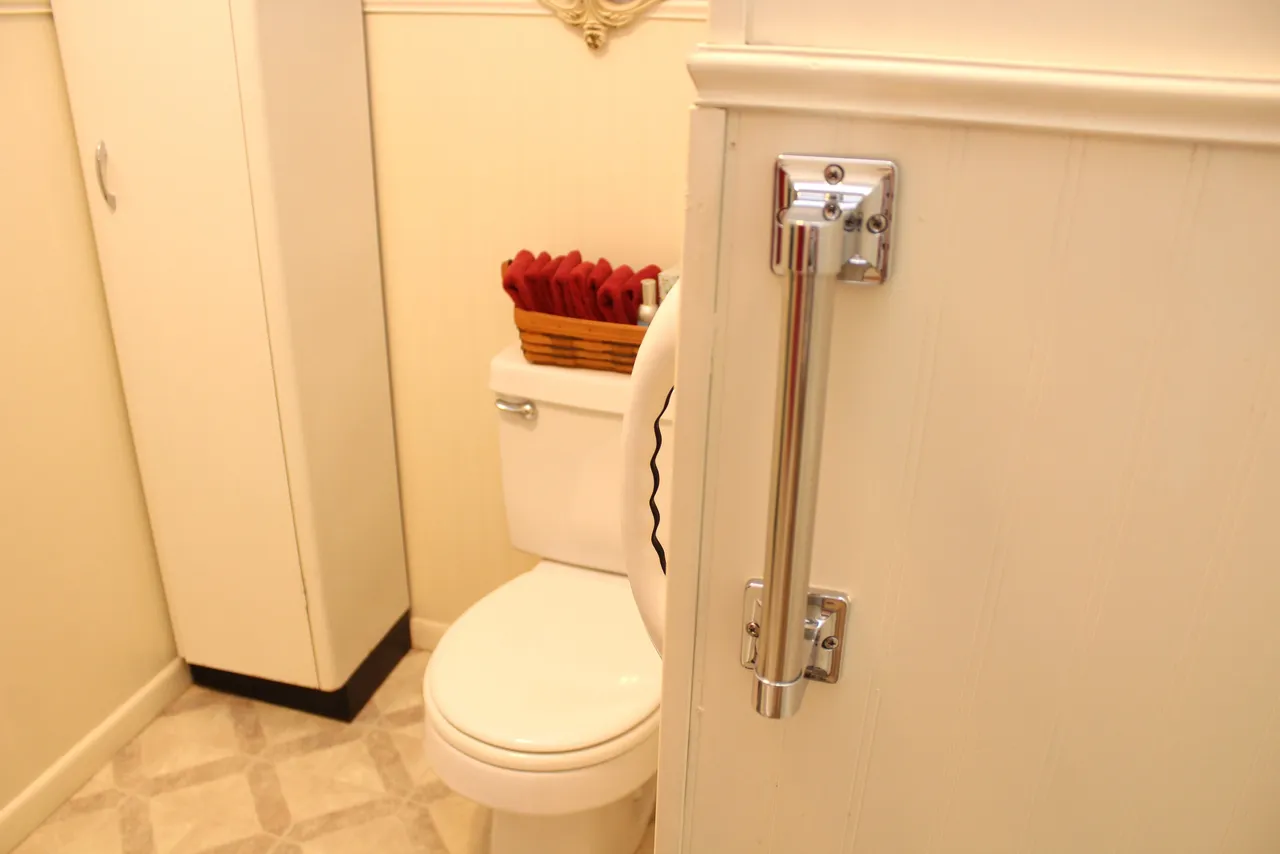 Suite Three — photo 6